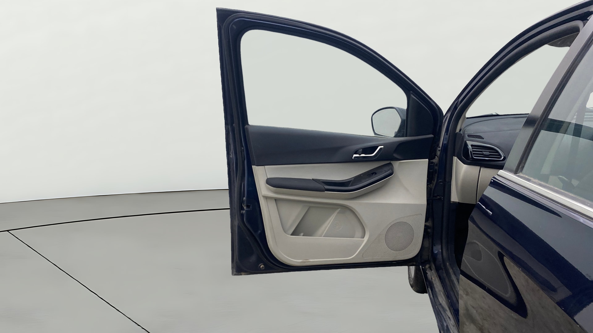 View 2026 Tata Tigor XE Diesel Image 36 Used 2026 Tata Tigor XE Diesel Image 36
