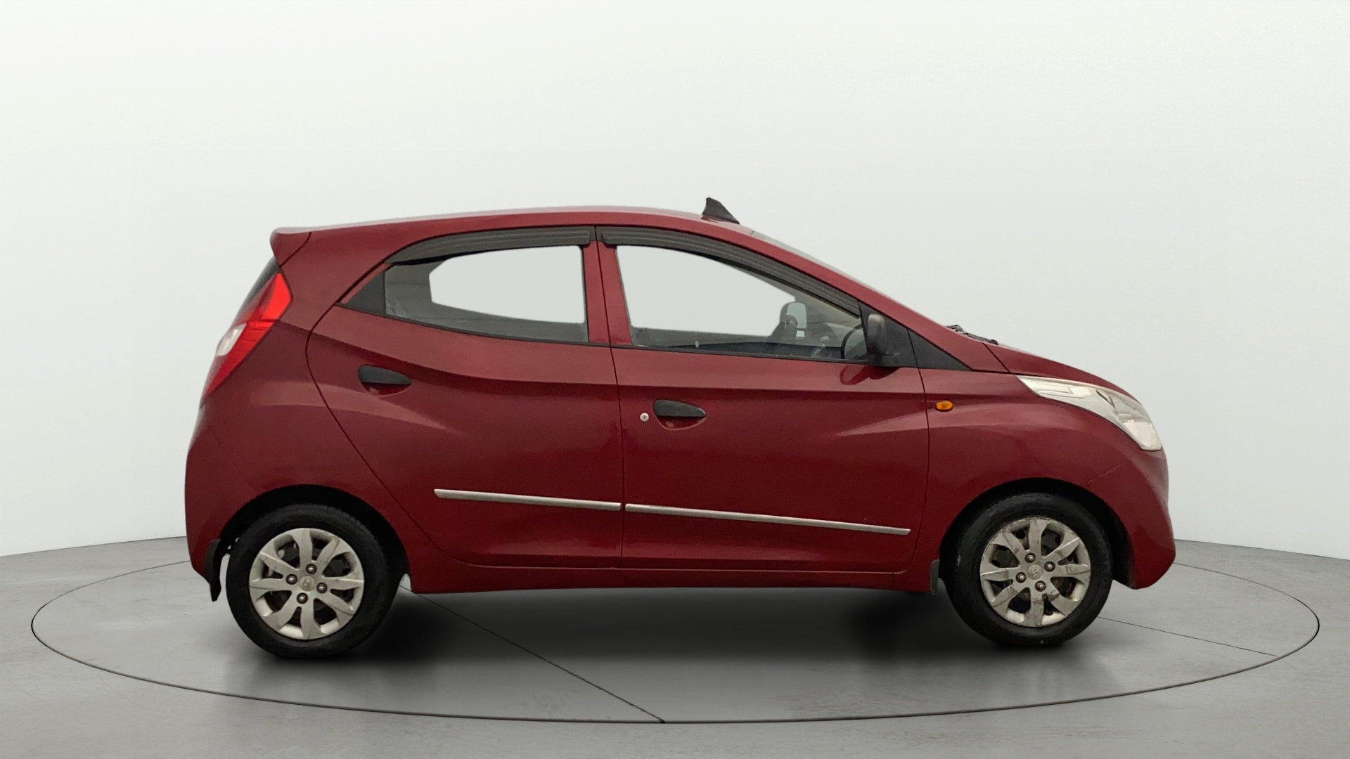 View 2017 Hyundai EON Magna Plus Image 8 Used 2017 Hyundai EON Magna Plus Image 8