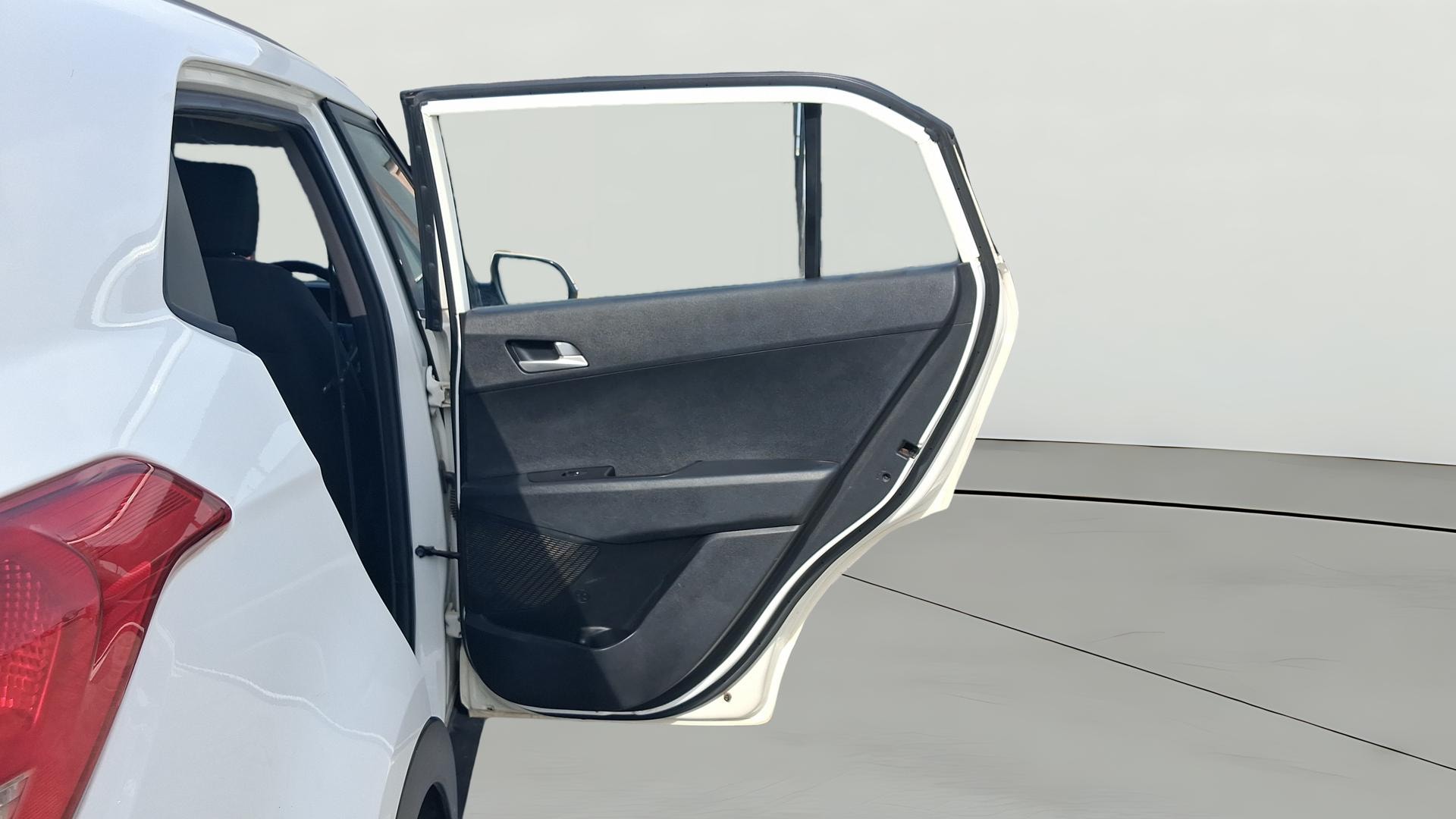 View 2019 Hyundai Creta 1.4 E Diesel Image 7 Used 2019 Hyundai Creta 1.4 E Diesel Image 7