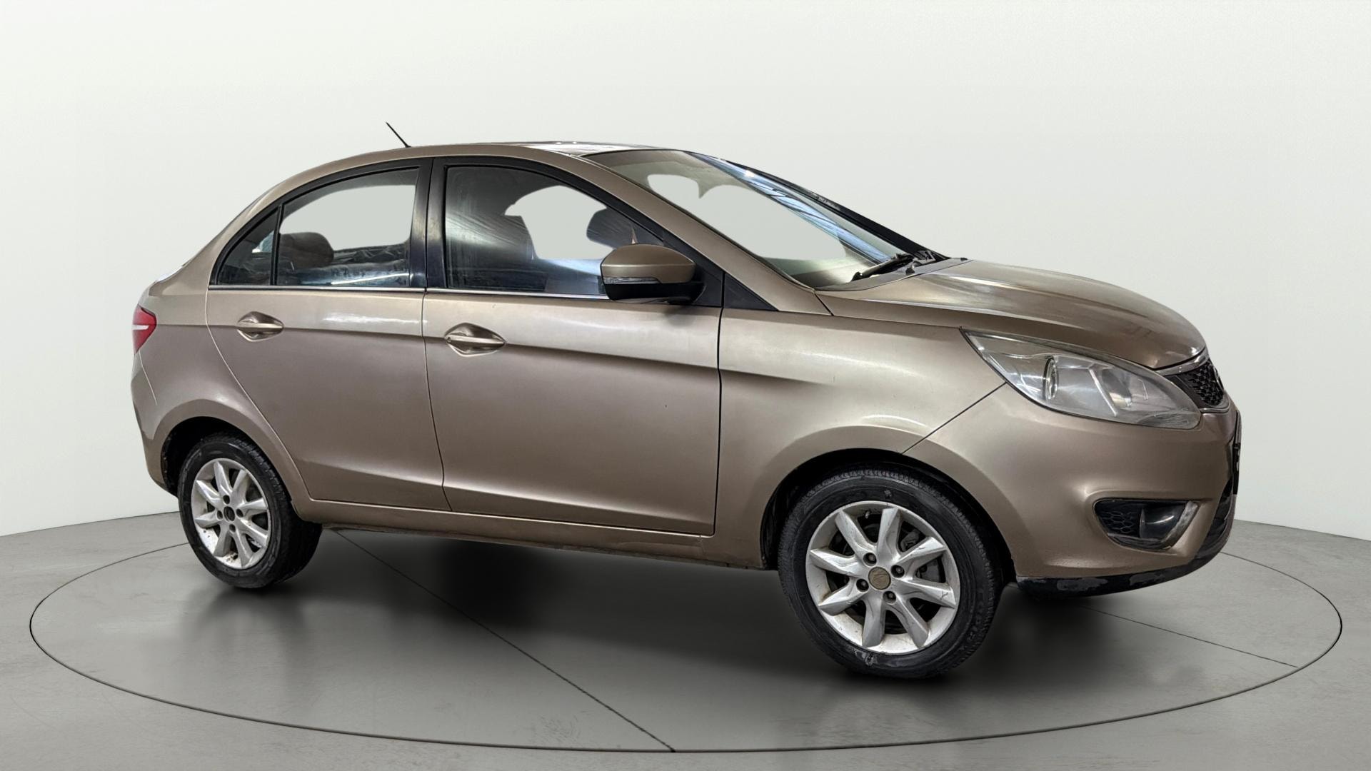 View 2014 Tata Zest XT Petrol Image 35 Used 2014 Tata Zest XT Petrol Image 35