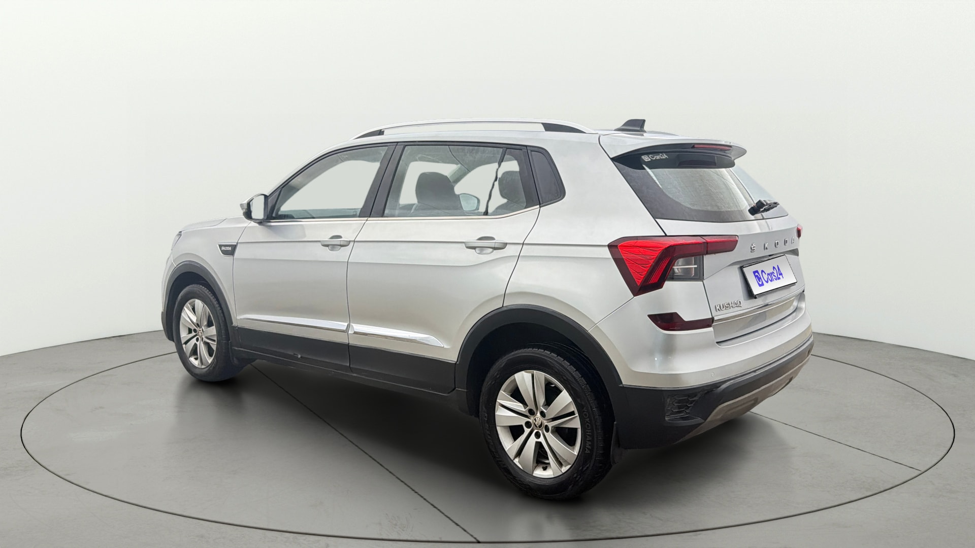 View 2022 Skoda Kushaq Ambition 1.0 TSI AT Image 2 Used 2022 Skoda Kushaq Ambition 1.0 TSI AT Image 2