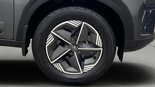 View Tata Nexon Image 42 Used Tata Nexon Image 42