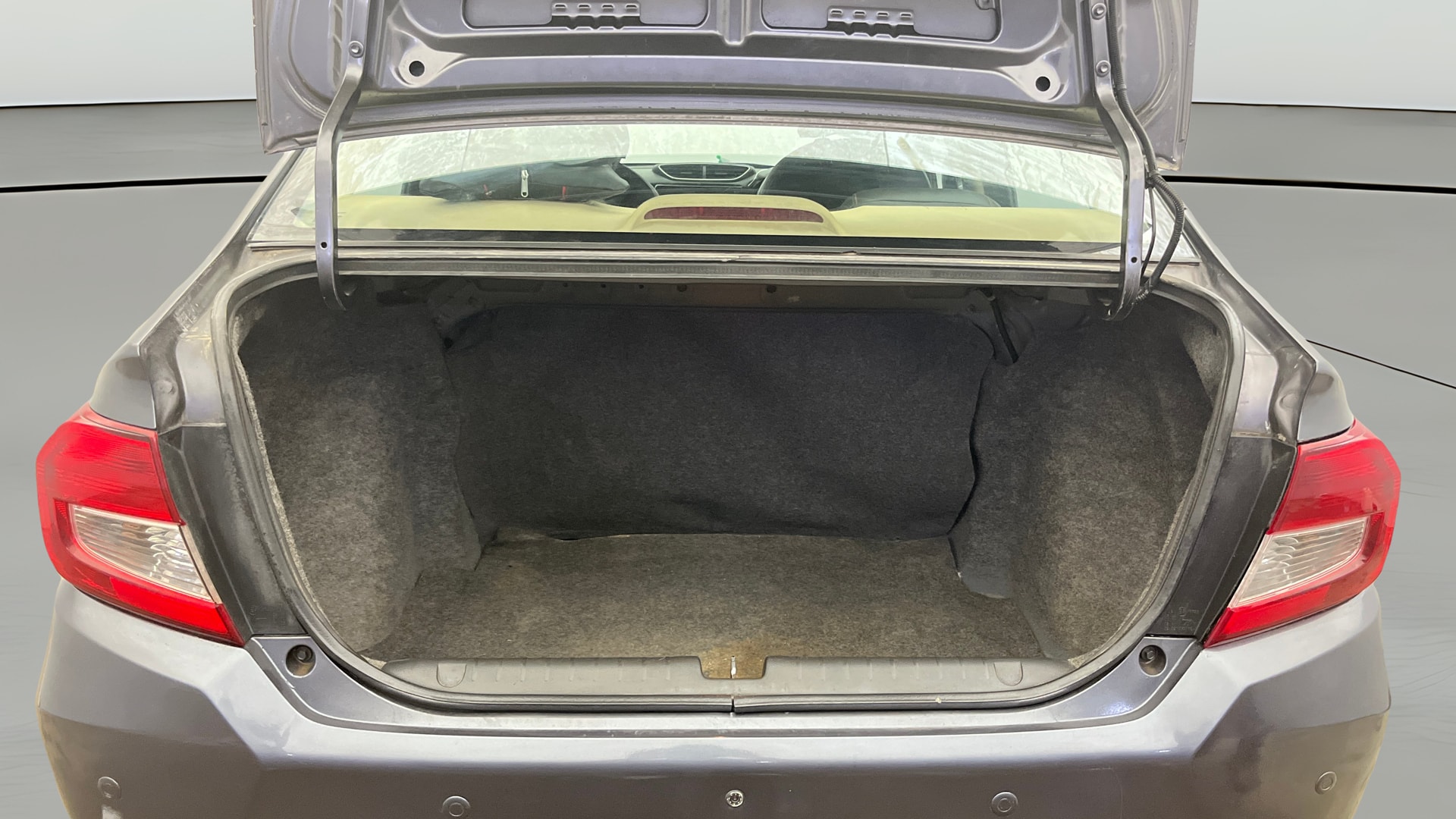 View 2019 Honda Amaze E MT Petrol BS IV Image 37 Used 2019 Honda Amaze E MT Petrol BS IV Image 37