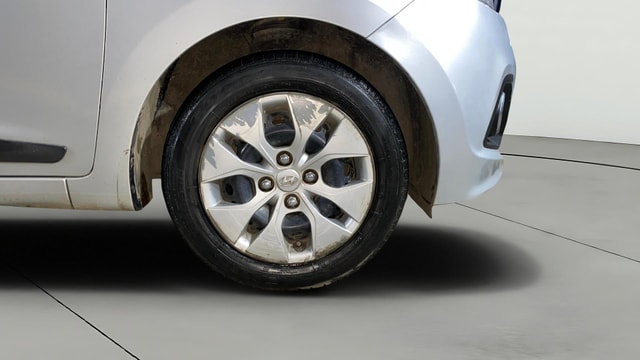 View Hyundai Xcent Image 40 Used Hyundai Xcent Image 40