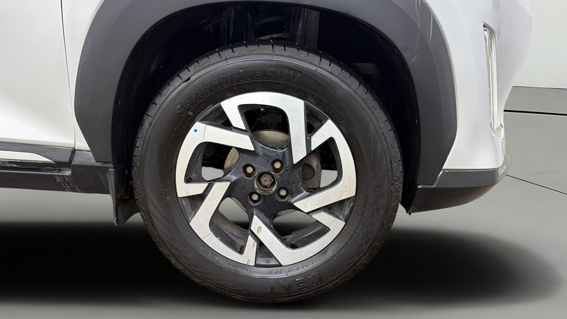View 2021 Nissan Magnite XV Image 41 Used 2021 Nissan Magnite XV Image 41