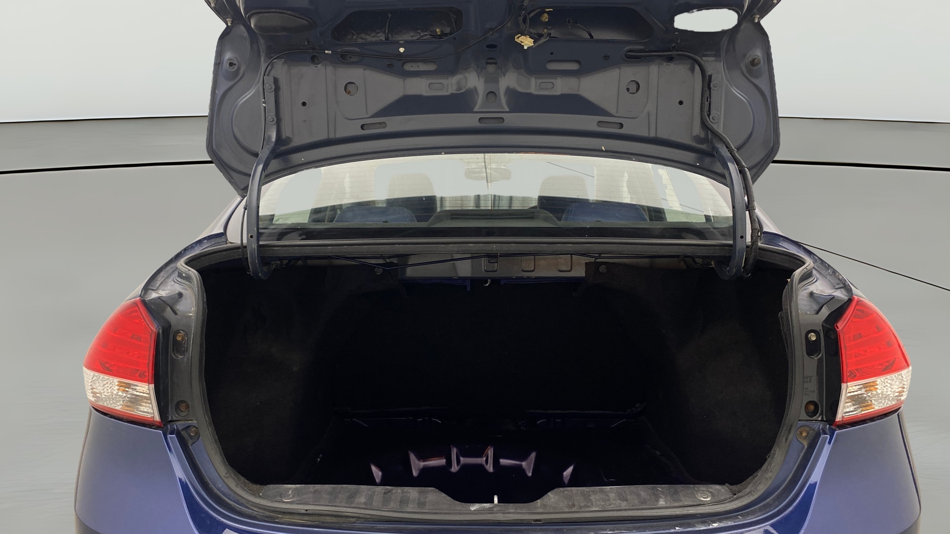 View 2018 Maruti Suzuki 1000 Base Variant Image 38 Used 2018 Maruti Suzuki 1000 Base Variant Image 38