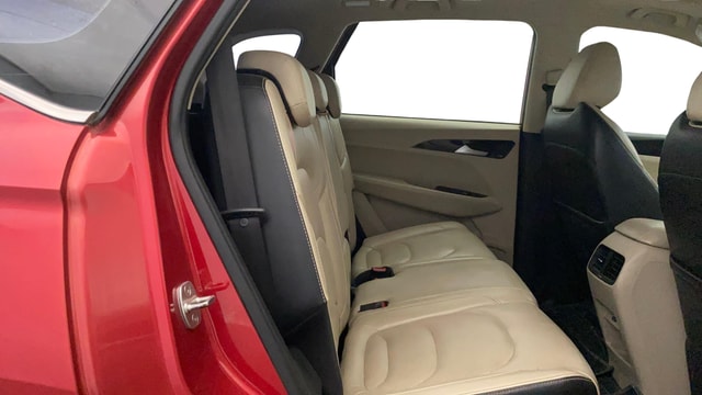 View MG Hector Image 37 Used MG Hector Image 37
