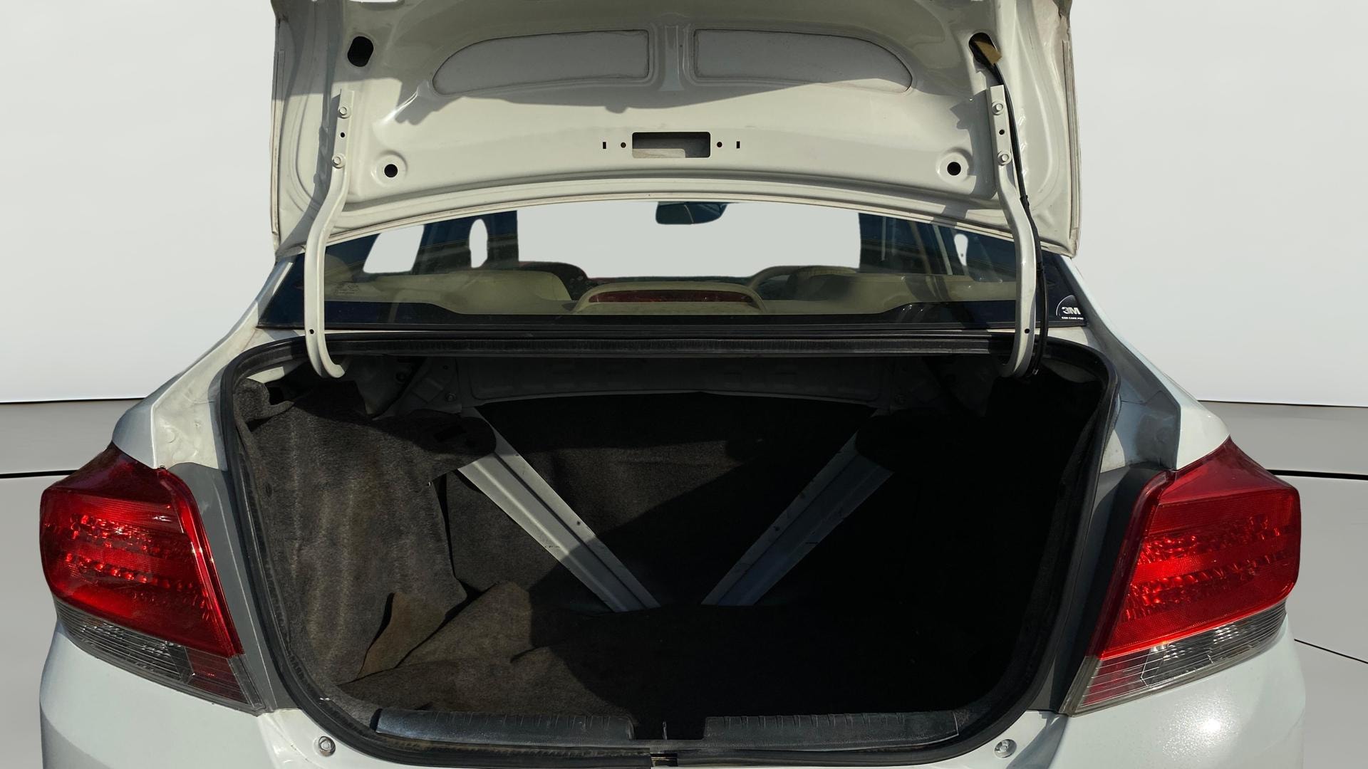 View 2015 Honda Amaze E MT Petrol BS IV Image 36 Used 2015 Honda Amaze E MT Petrol BS IV Image 36