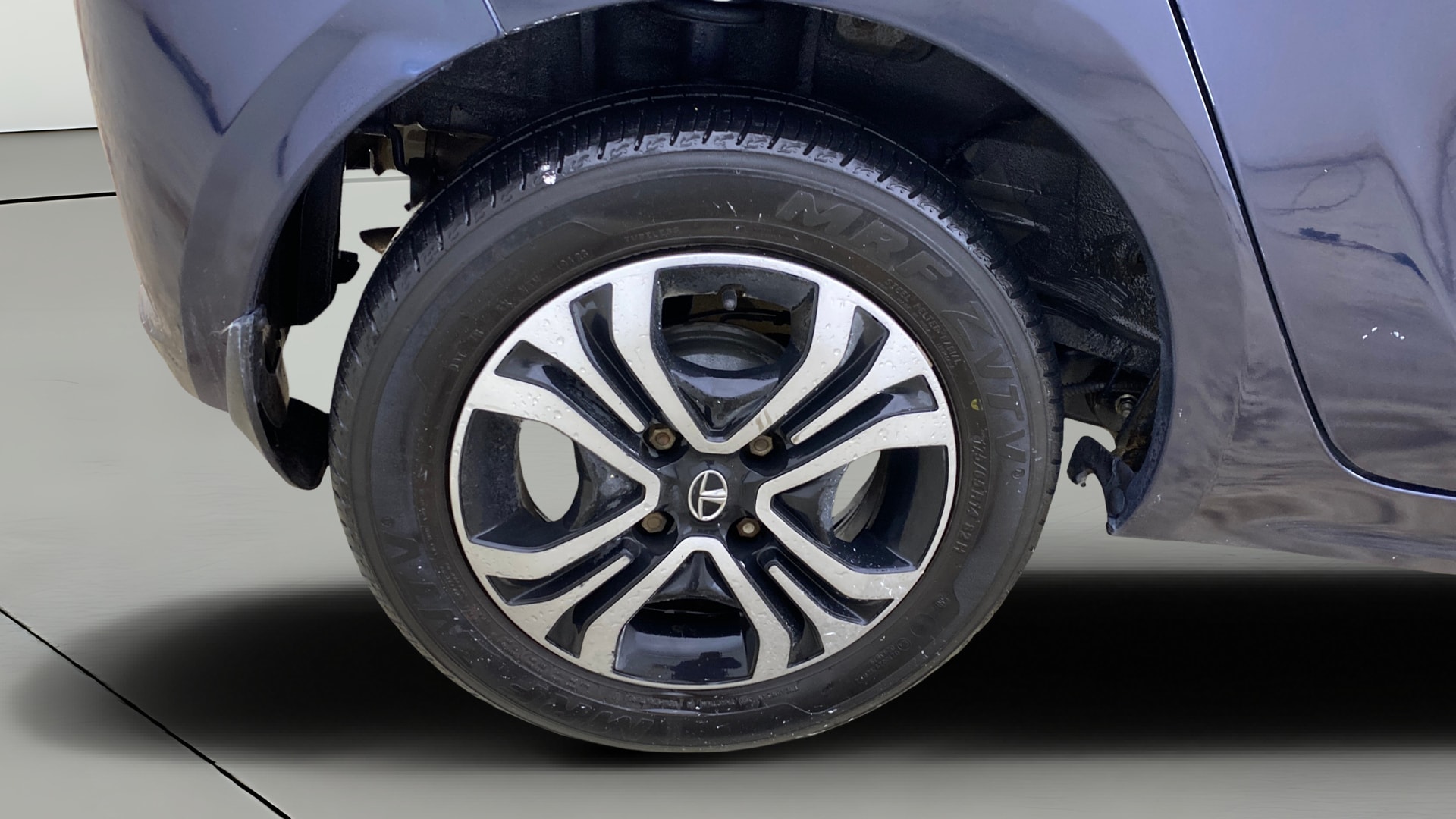 View 2023 Tata Tiago Revotorq XB Image 23 Used 2023 Tata Tiago Revotorq XB Image 23