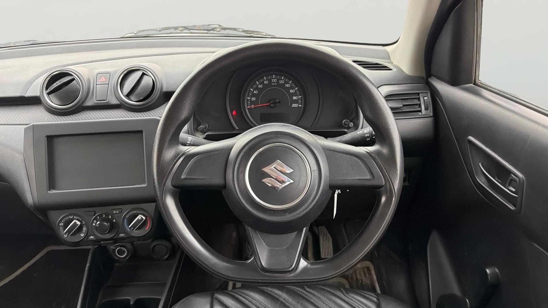 View 2024 Maruti Suzuki 1000 Base Variant Image 20 Used 2024 Maruti Suzuki 1000 Base Variant Image 20