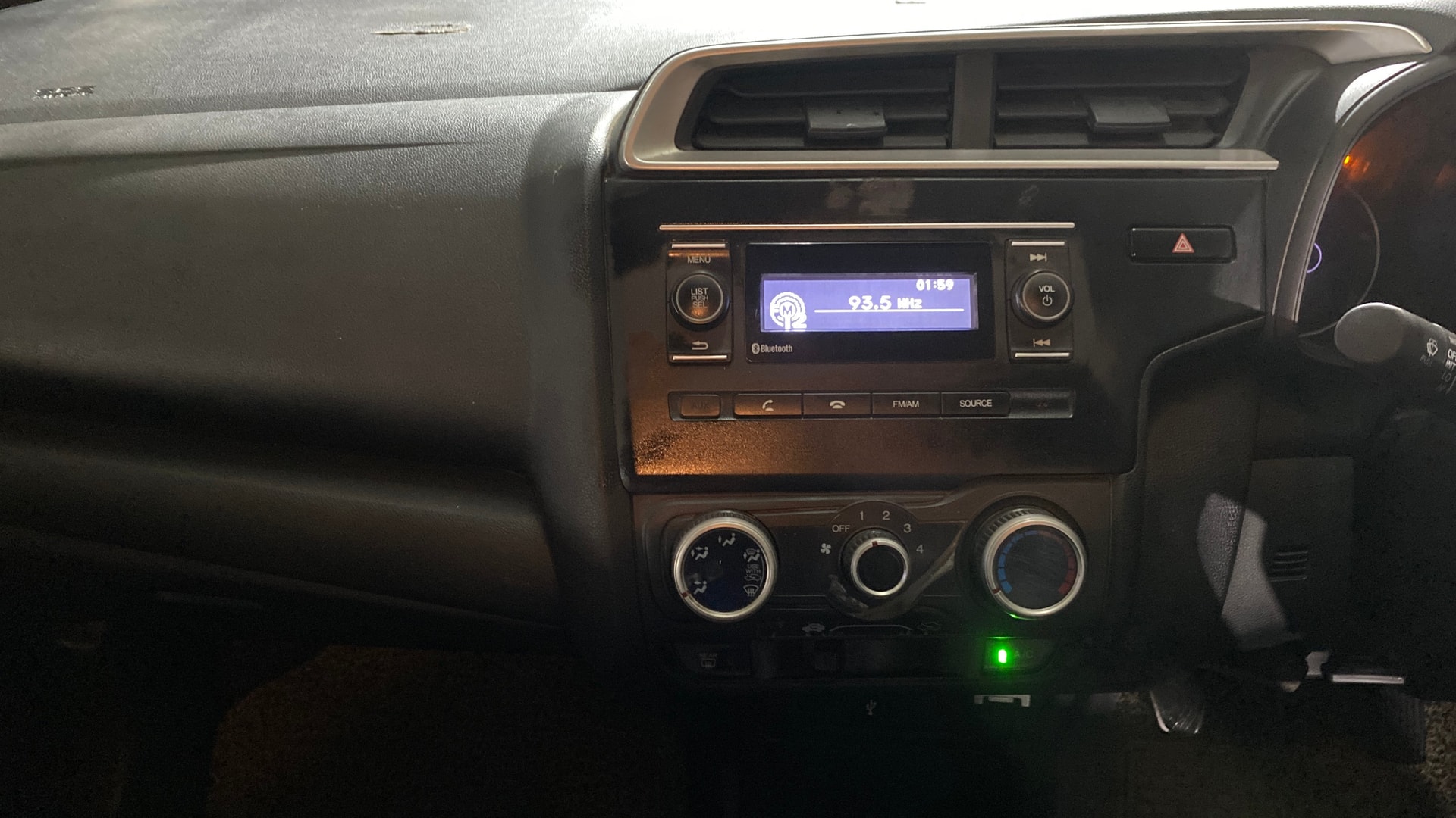 View 2019 Honda WR-V S MT Diesel Edge Edition Image 17 Used 2019 Honda WR-V S MT Diesel Edge Edition Image 17