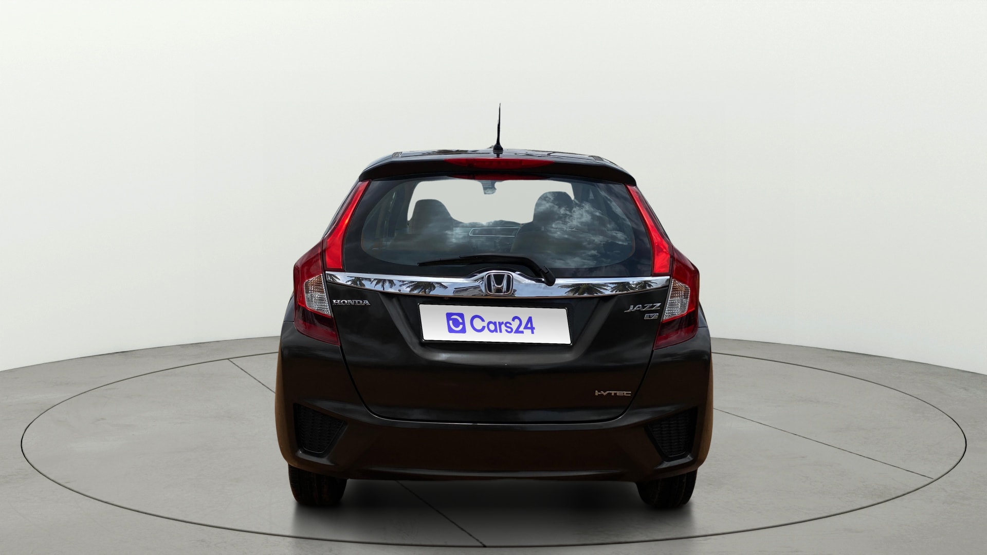 View 2018 Honda Jazz E MT Diesel Image 39 Used 2018 Honda Jazz E MT Diesel Image 39