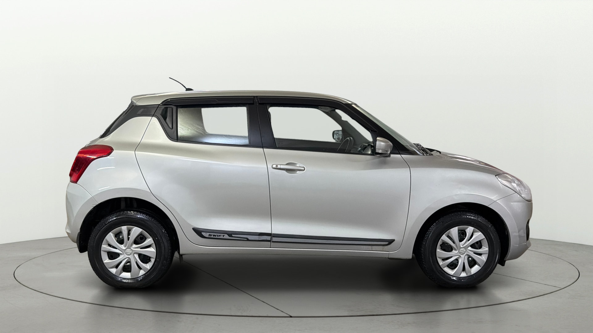 View 2020 Maruti Suzuki 1000 Base Variant Image 8 Used 2020 Maruti Suzuki 1000 Base Variant Image 8