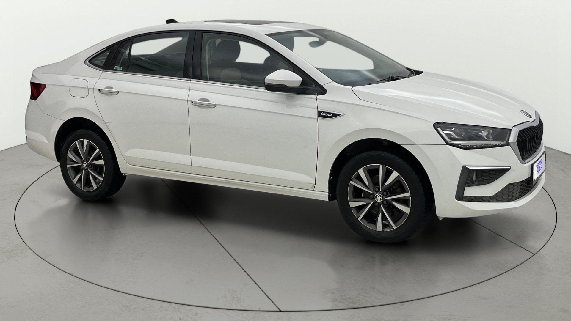 View 2023 Skoda Slavia Style 1.0 TSI AT Image 22 Used 2023 Skoda Slavia Style 1.0 TSI AT Image 22