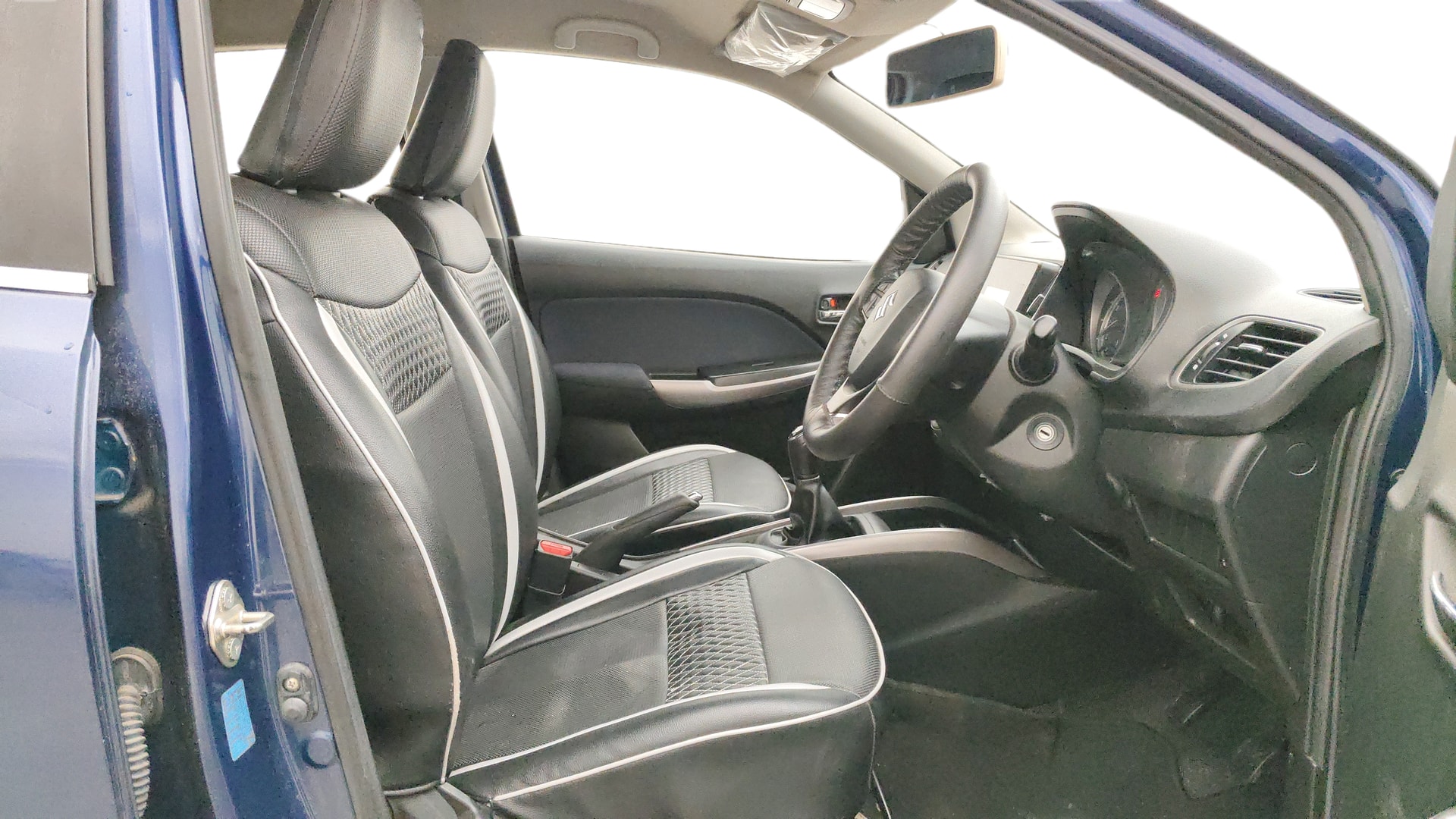 View 2019 Maruti Suzuki 1000 Base Variant Image 26 Used 2019 Maruti Suzuki 1000 Base Variant Image 26