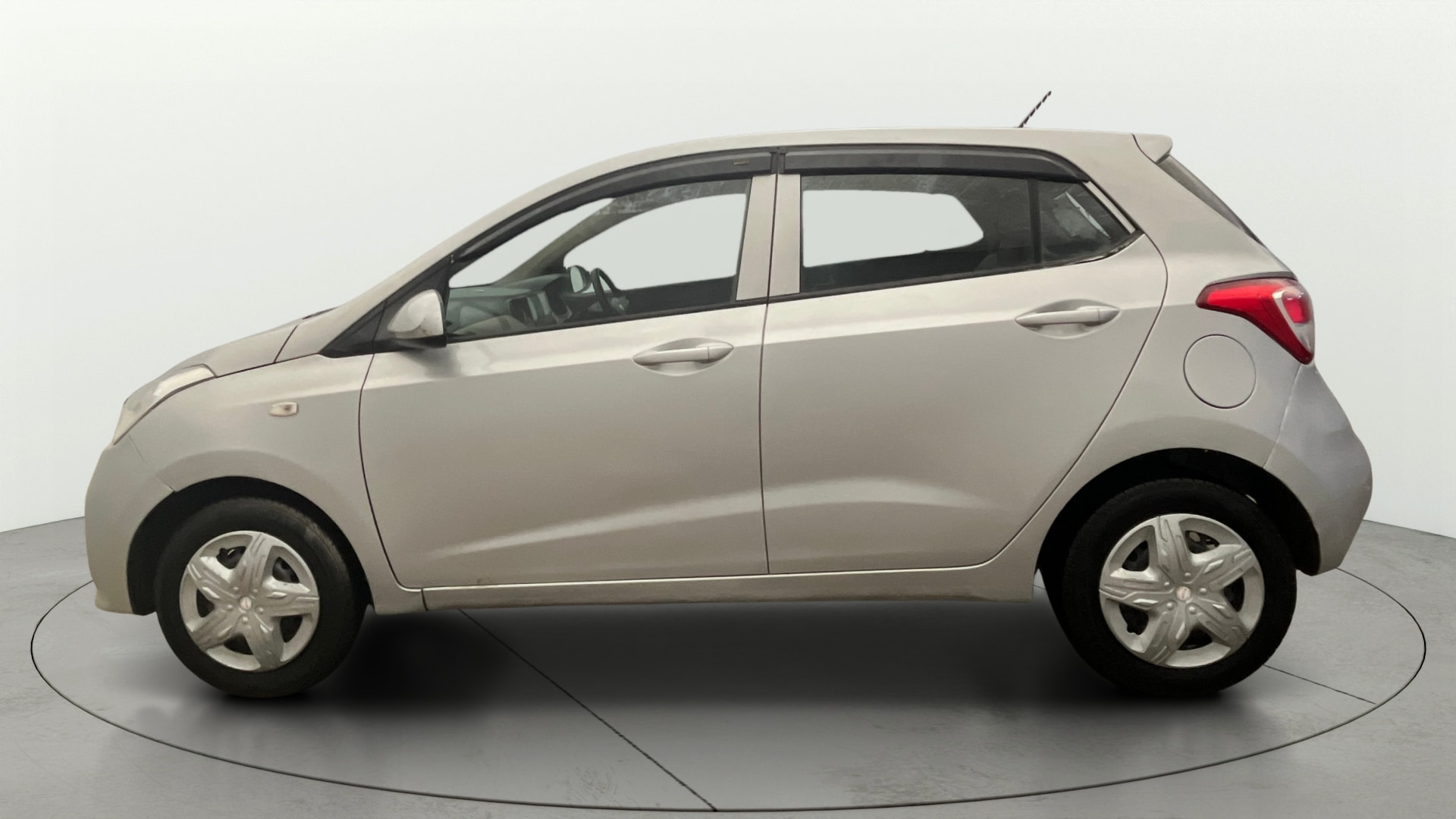 View 2017 Hyundai Grand i10 Sportz 1.2 Kappa Image 24 Used 2017 Hyundai Grand i10 Sportz 1.2 Kappa Image 24