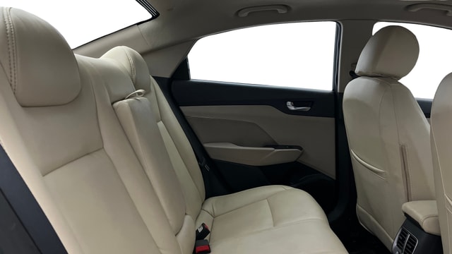 View Hyundai Verna Image 30 Used Hyundai Verna Image 30