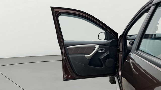 View Renault Duster Image 31 Used Renault Duster Image 31