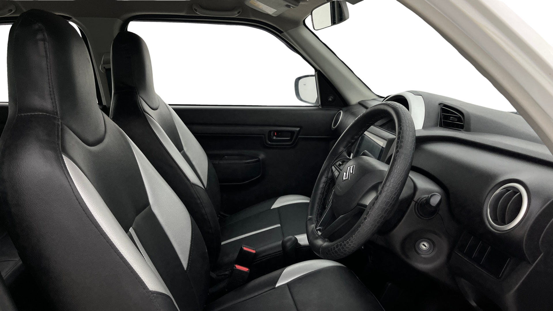 View 2022 Maruti Suzuki 1000 Base Variant Image 26 Used 2022 Maruti Suzuki 1000 Base Variant Image 26