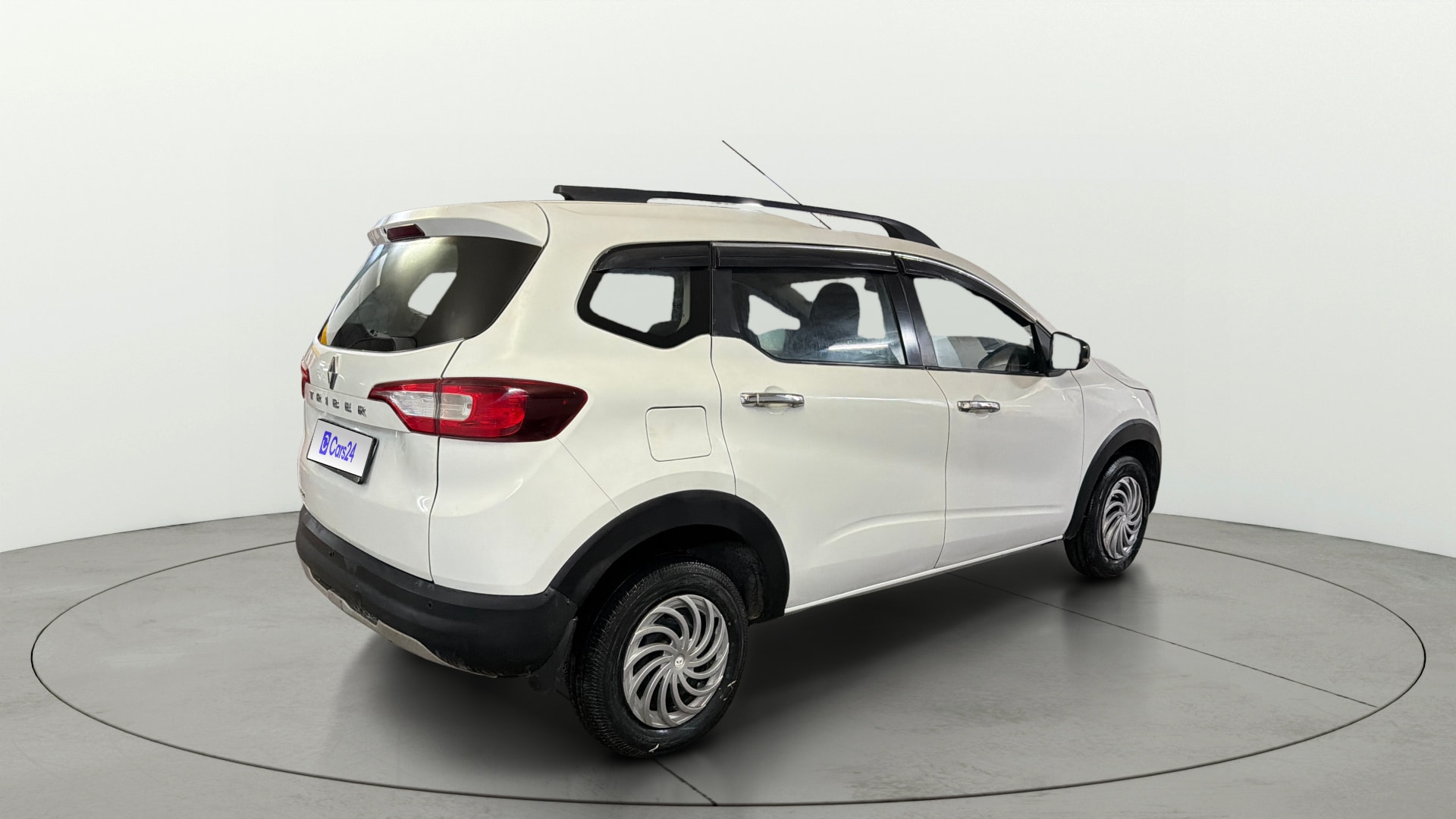 Used 2024 Renault Triber Used 2024 Renault Triber