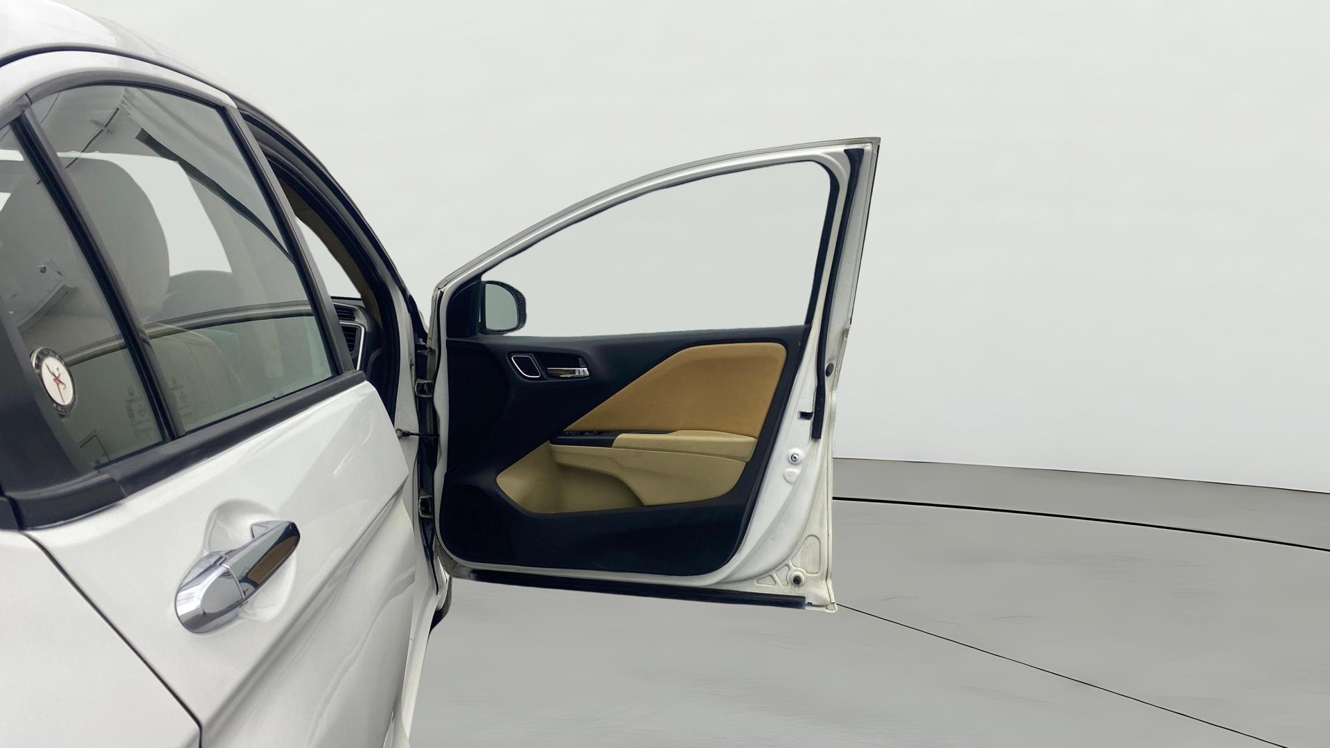 View 2019 Honda City ZX MT Diesel Anniversary Edition Image 46 Used 2019 Honda City ZX MT Diesel Anniversary Edition Image 46