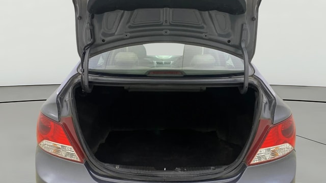 View Hyundai Fluidic Verna Image 37 Used Hyundai Fluidic Verna Image 37
