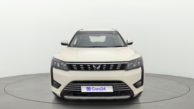 View Mahindra XUV300 Image 1 Used Mahindra XUV300 Image 1