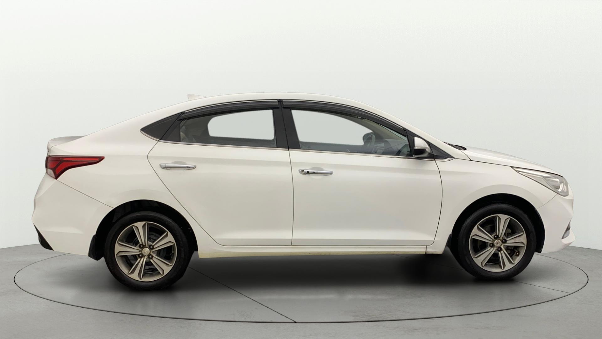 Used 2019 Hyundai Verna Used 2019 Hyundai Verna