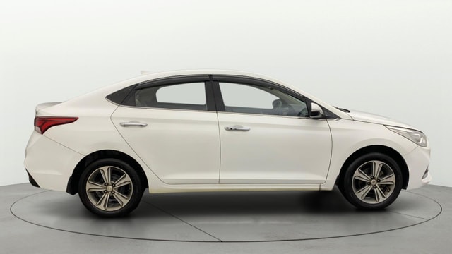 View Hyundai Verna Image 9 Used Hyundai Verna Image 9