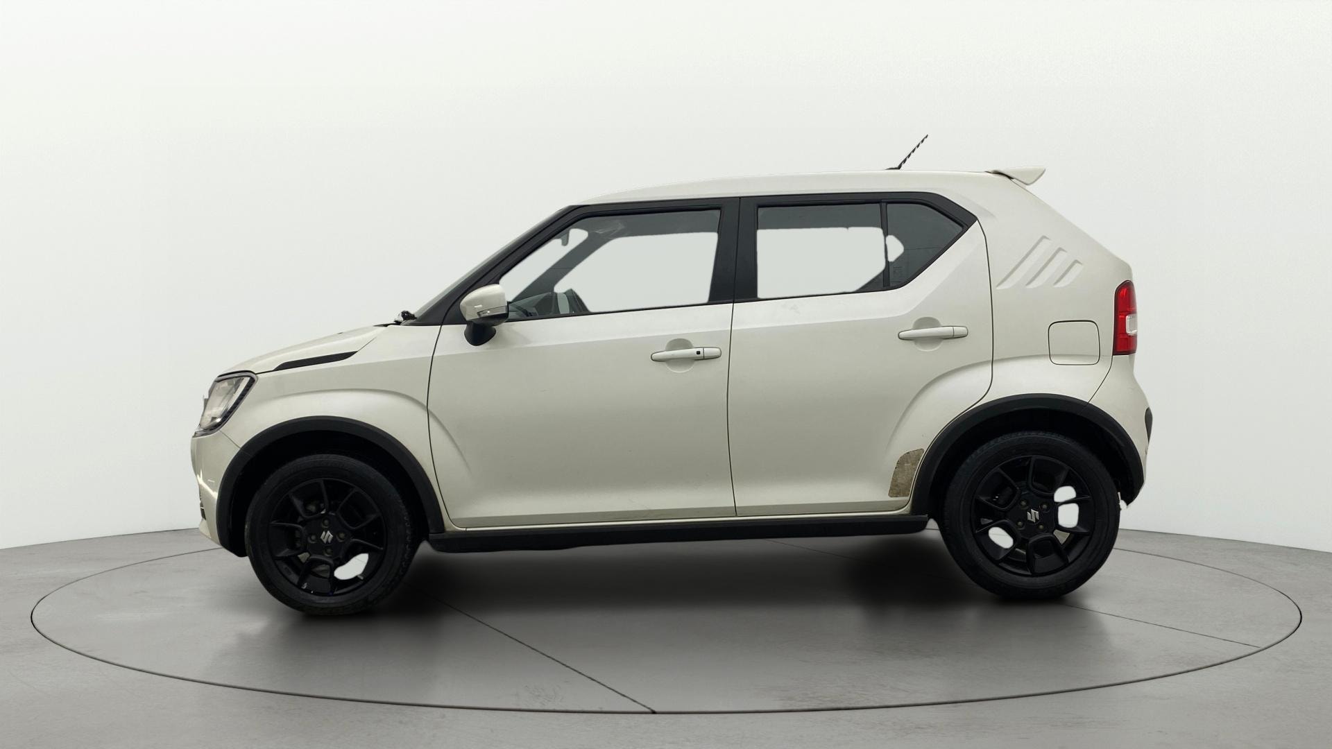 View 2018 Maruti Suzuki 1000 Base Variant Image 5 Used 2018 Maruti Suzuki 1000 Base Variant Image 5