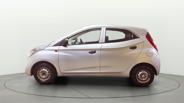 View Hyundai EON Image 5 Used Hyundai EON Image 5