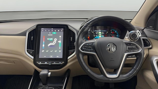 View MG Hector Image 13 Used MG Hector Image 13
