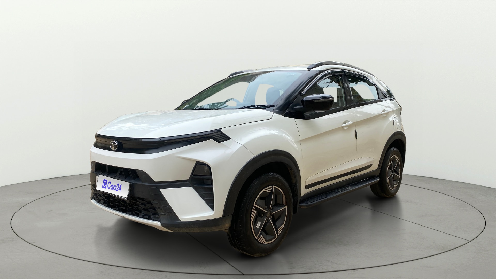 View 2024 Tata Nexon Revotron XE Image 37 Used 2024 Tata Nexon Revotron XE Image 37