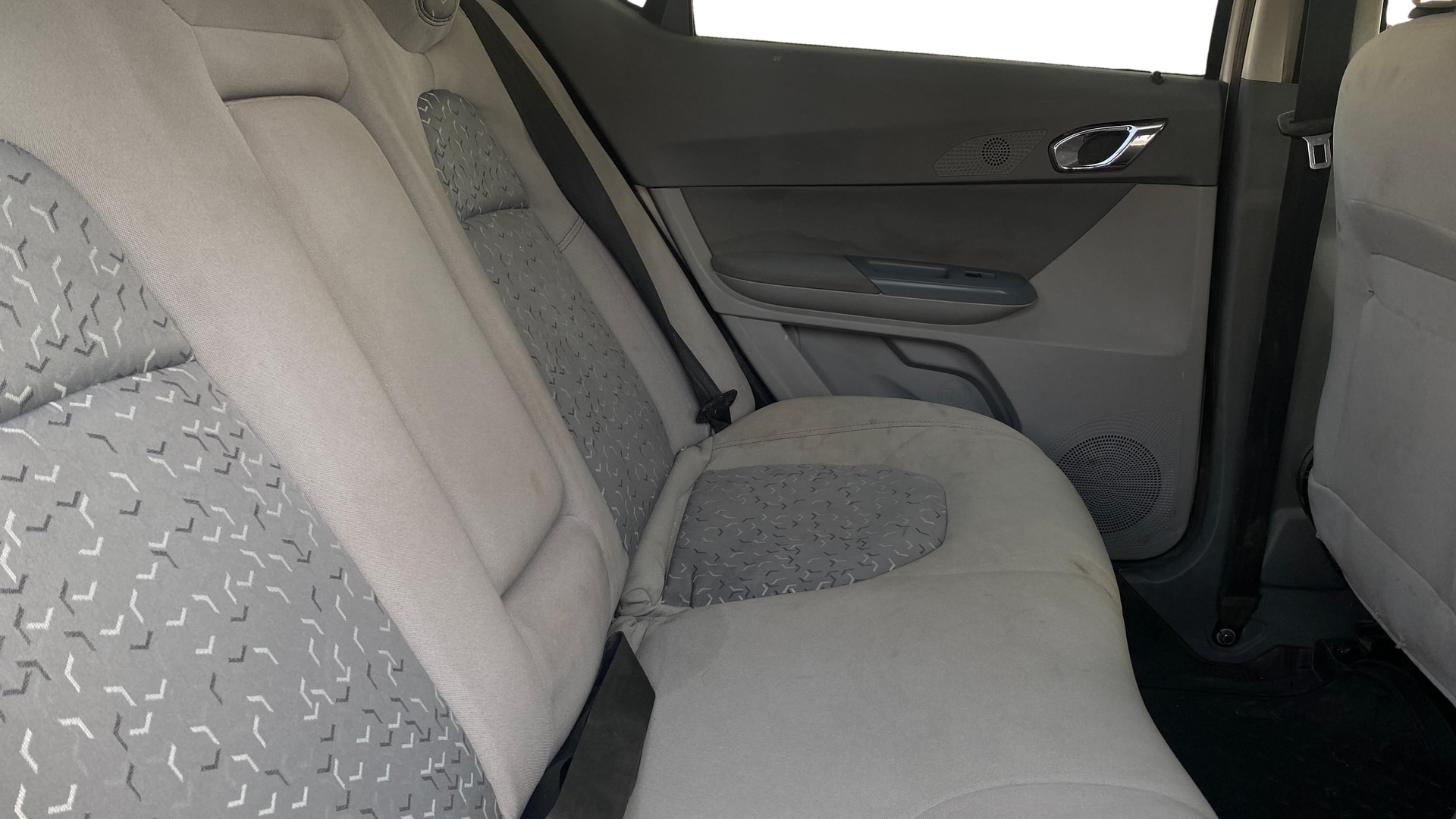 View 2021 Tata Tigor XE Diesel Image 29 Used 2021 Tata Tigor XE Diesel Image 29
