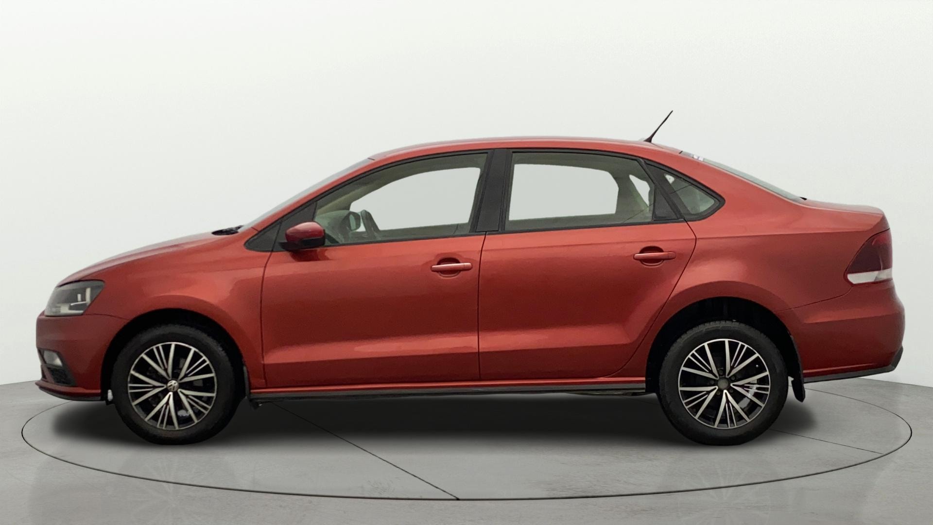 View 2020 Volkswagen Vento 1.0 L TSI Highline Petrol Image 5 Used 2020 Volkswagen Vento 1.0 L TSI Highline Petrol Image 5