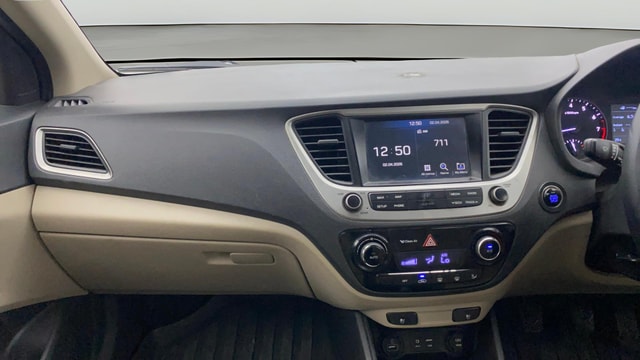 View Hyundai Verna Image 32 Used Hyundai Verna Image 32