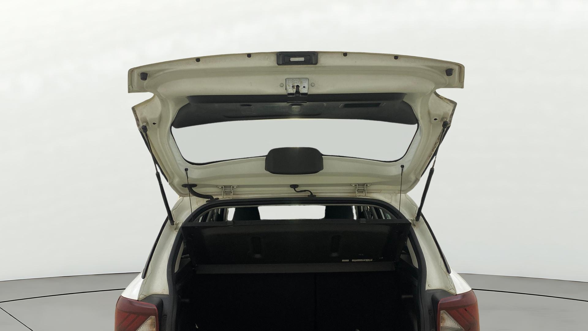 View 2019 Hyundai Venue E 1.2 Petrol BS IV Image 17 Used 2019 Hyundai Venue E 1.2 Petrol BS IV Image 17