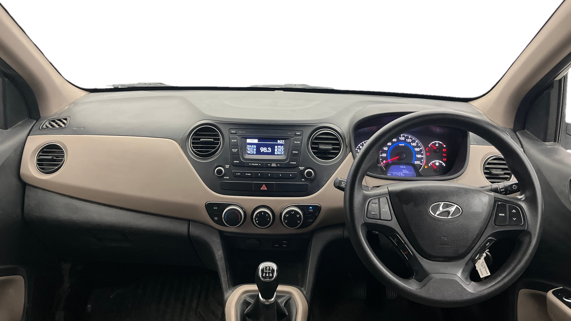 View 2016 Hyundai Grand i10 Sportz 1.2 Kappa Image 28 Used 2016 Hyundai Grand i10 Sportz 1.2 Kappa Image 28