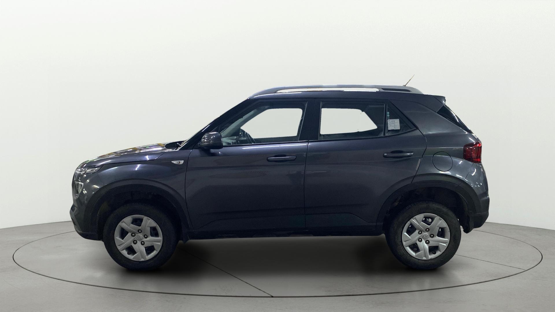 View 2020 Hyundai Venue S 1.2 Petrol Image 5 Used 2020 Hyundai Venue S 1.2 Petrol Image 5