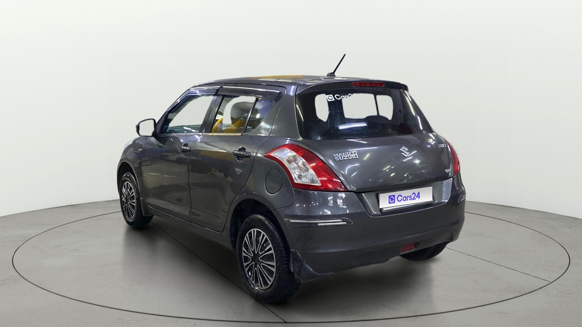 View 2016 Maruti Suzuki 1000 Base Variant Image 2 Used 2016 Maruti Suzuki 1000 Base Variant Image 2