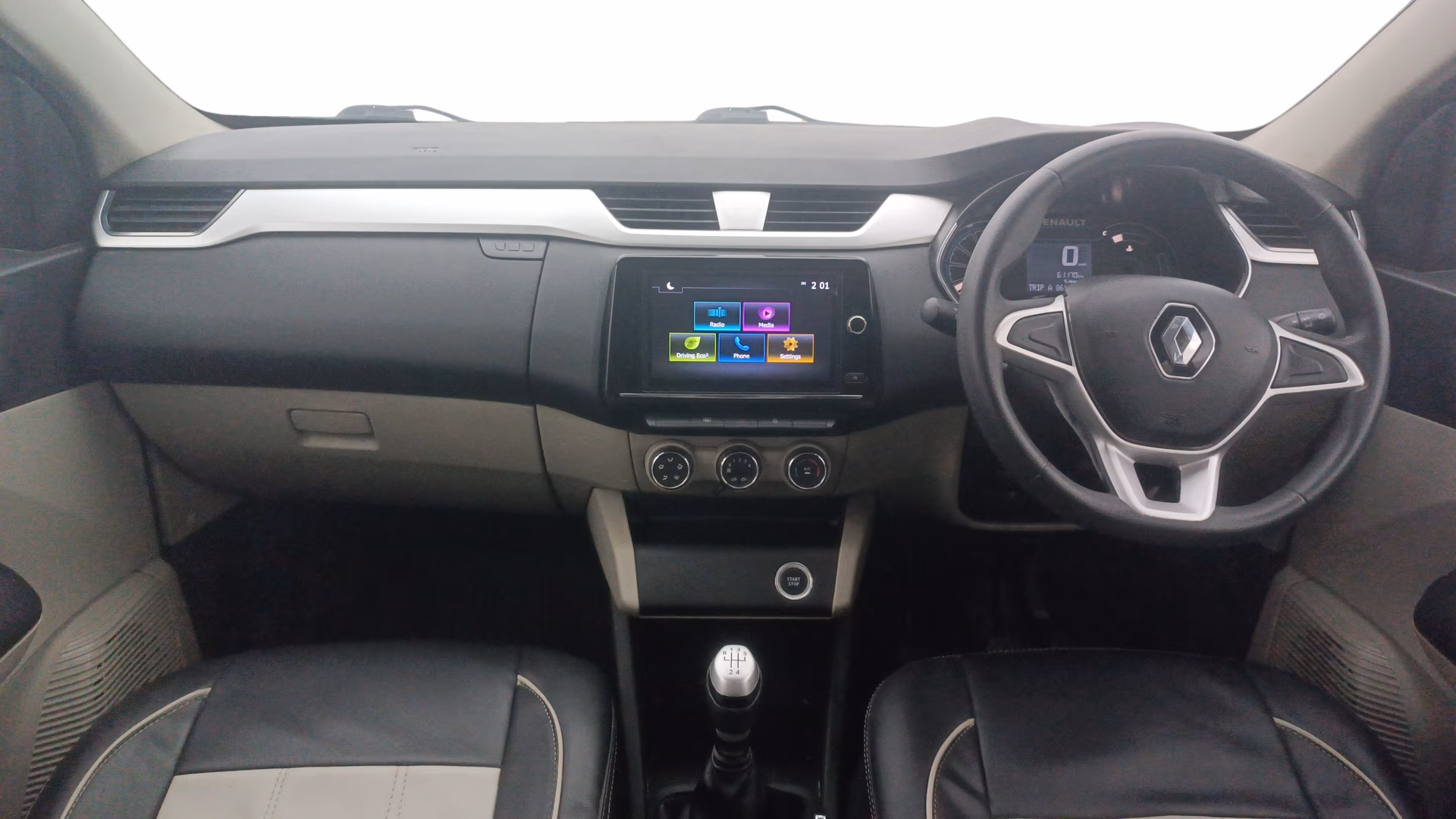View 2021 Renault Triber RXZ Image 31 Used 2021 Renault Triber RXZ Image 31