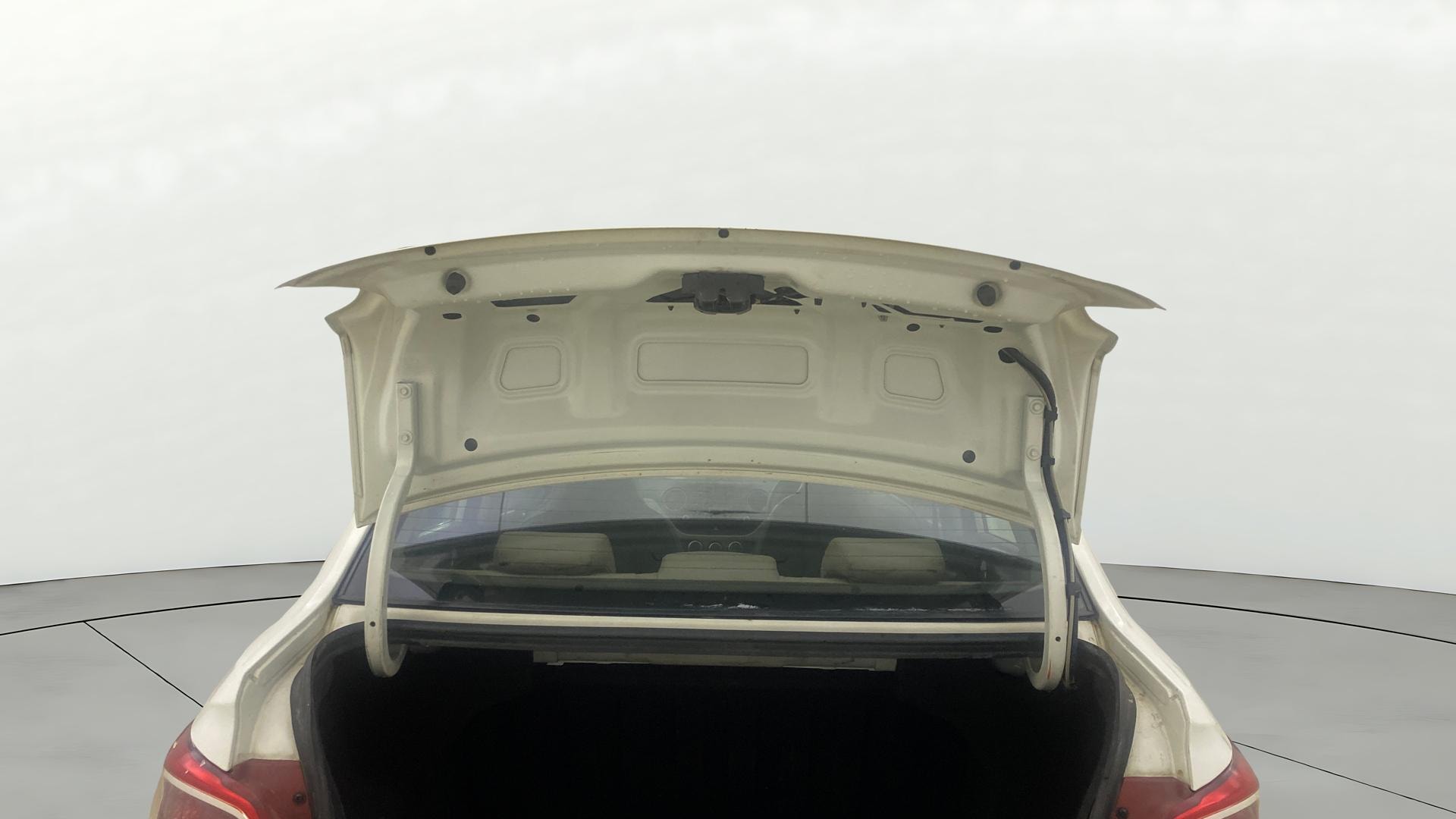 View 2015 Hyundai Xcent S Petrol Image 16 Used 2015 Hyundai Xcent S Petrol Image 16