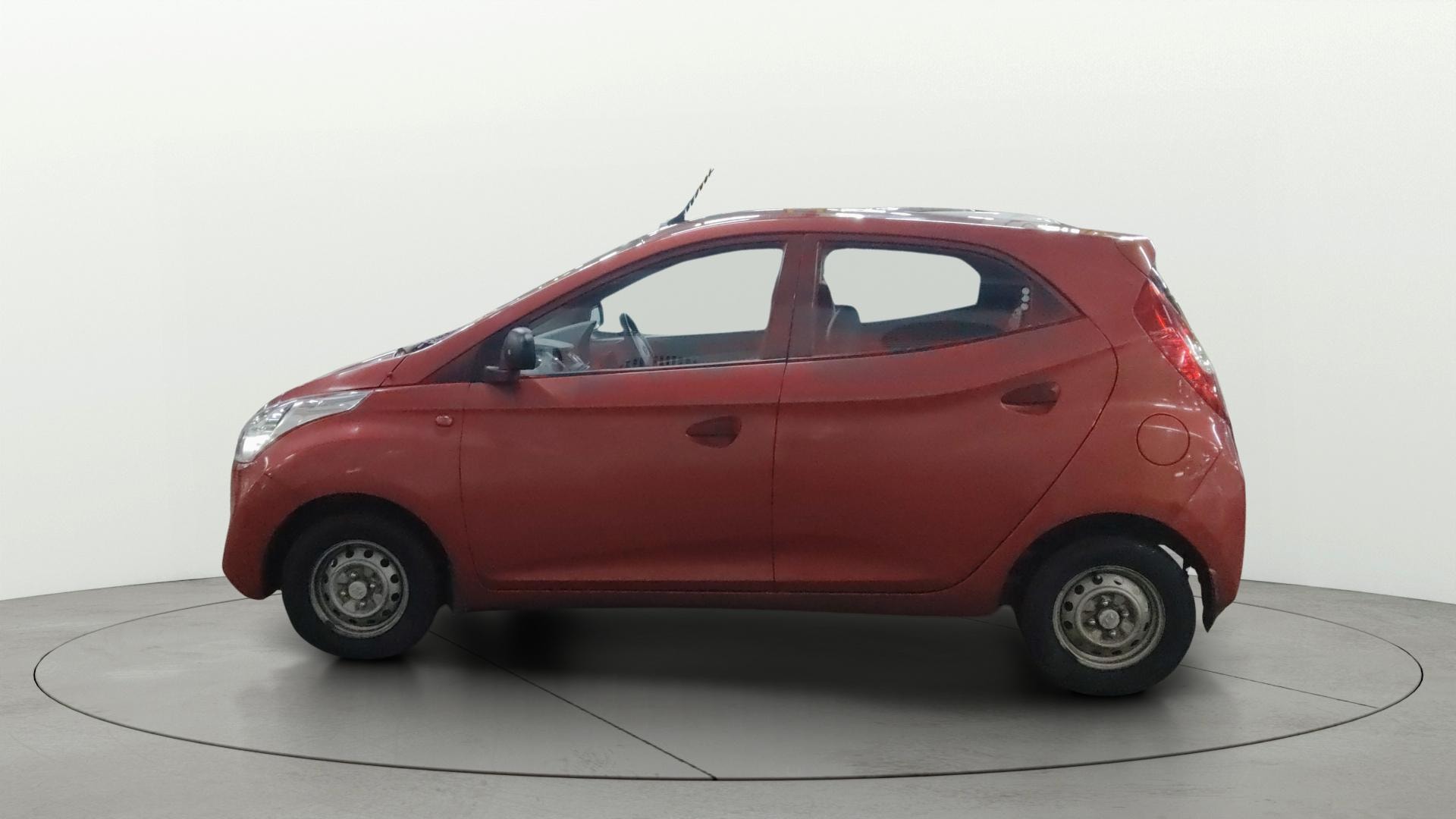 View 2014 Hyundai EON Era Plus Image 5 Used 2014 Hyundai EON Era Plus Image 5