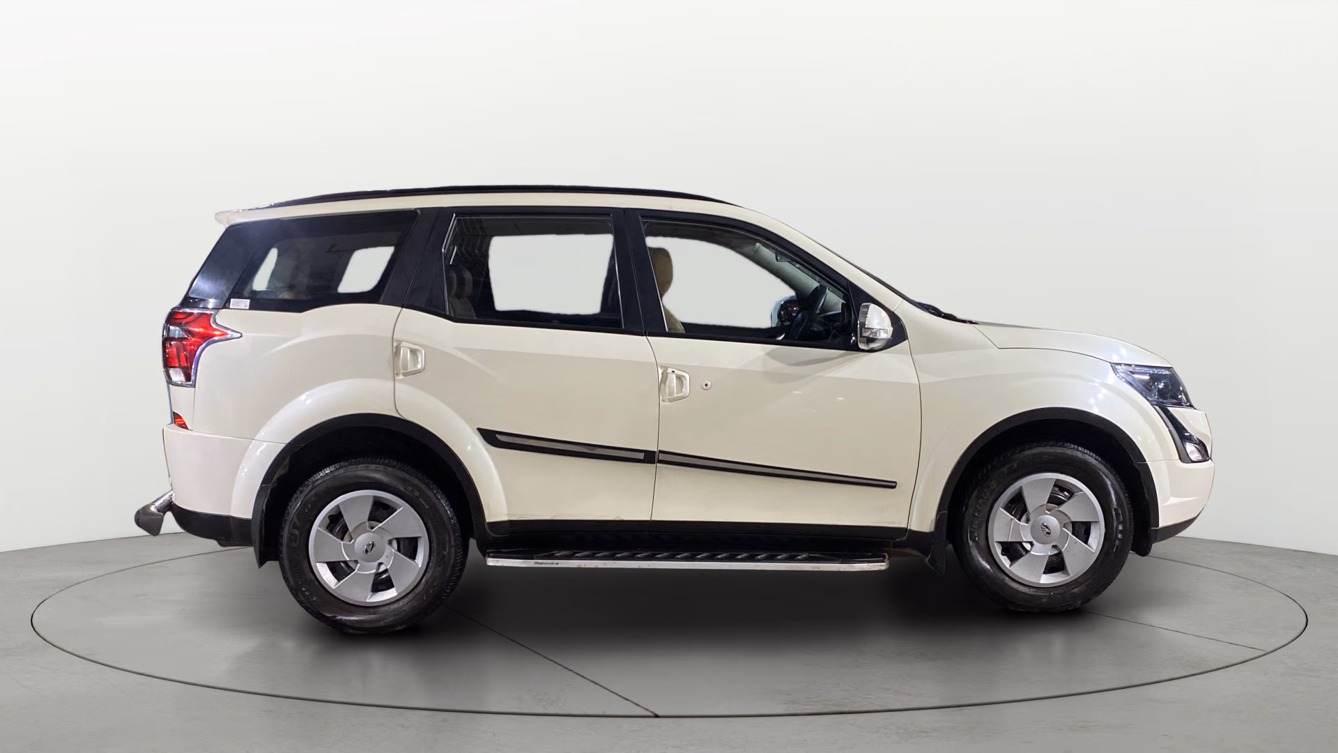Used 2021 Mahindra XUV500 Used 2021 Mahindra XUV500