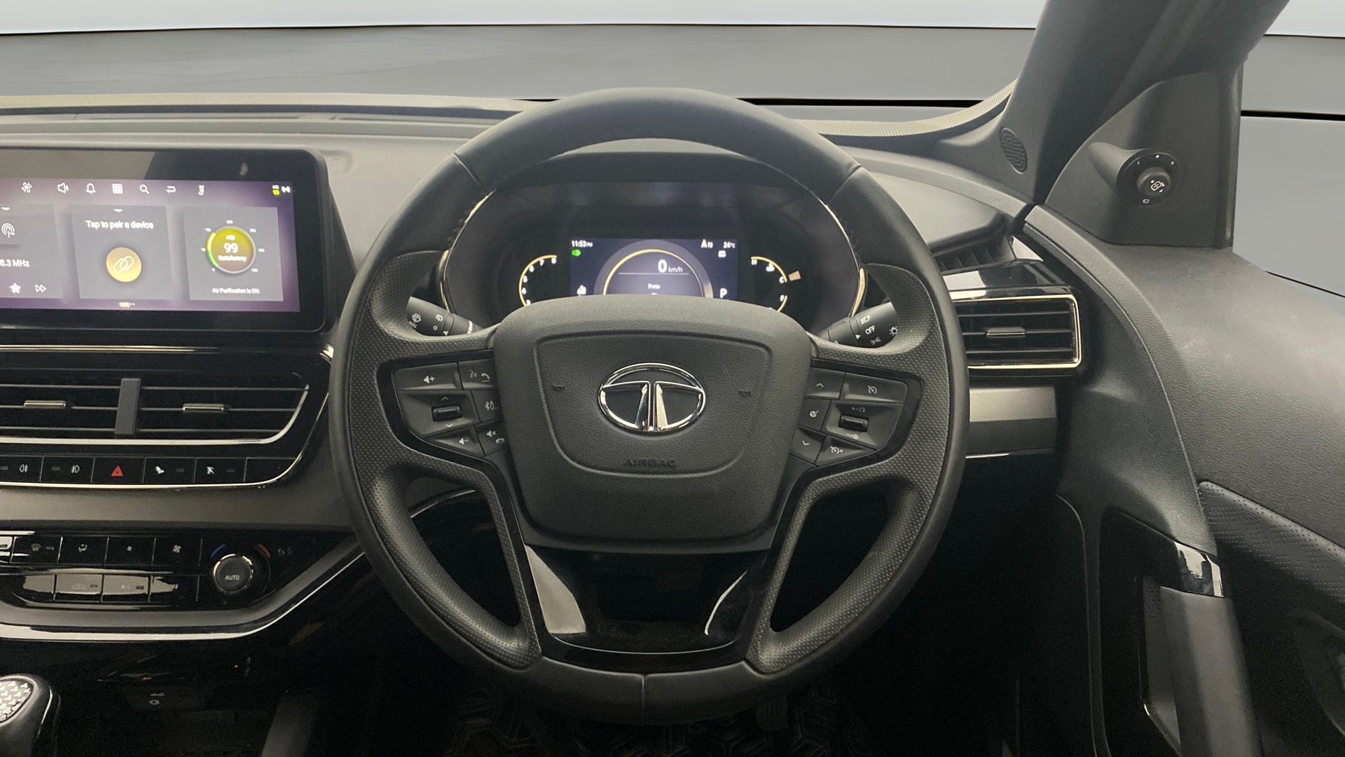 View 2023 Tata Harrier XZA Plus Option Dark Edition Image 21 Used 2023 Tata Harrier XZA Plus Option Dark Edition Image 21