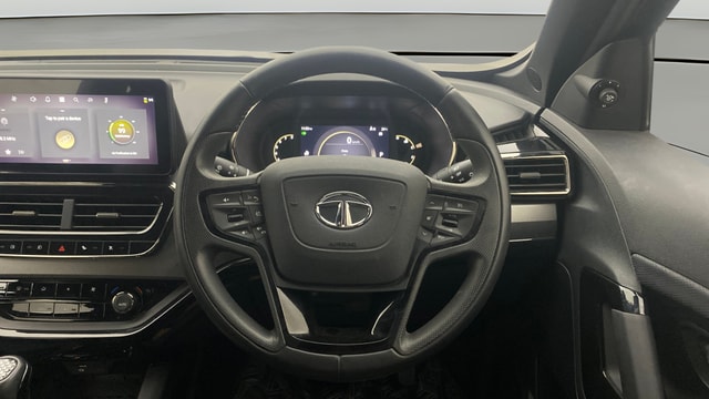 View Tata Harrier Image 21 Used Tata Harrier Image 21