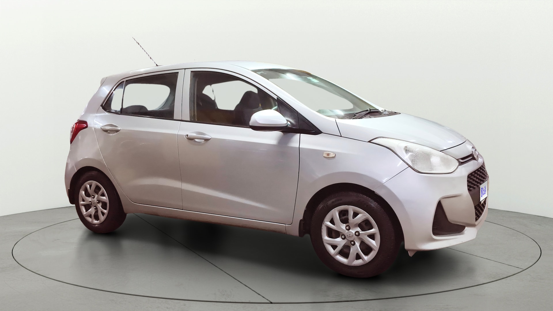 View 2018 Hyundai Grand i10 Magna 1.2 Kappa VTVT Image 38 Used 2018 Hyundai Grand i10 Magna 1.2 Kappa VTVT Image 38