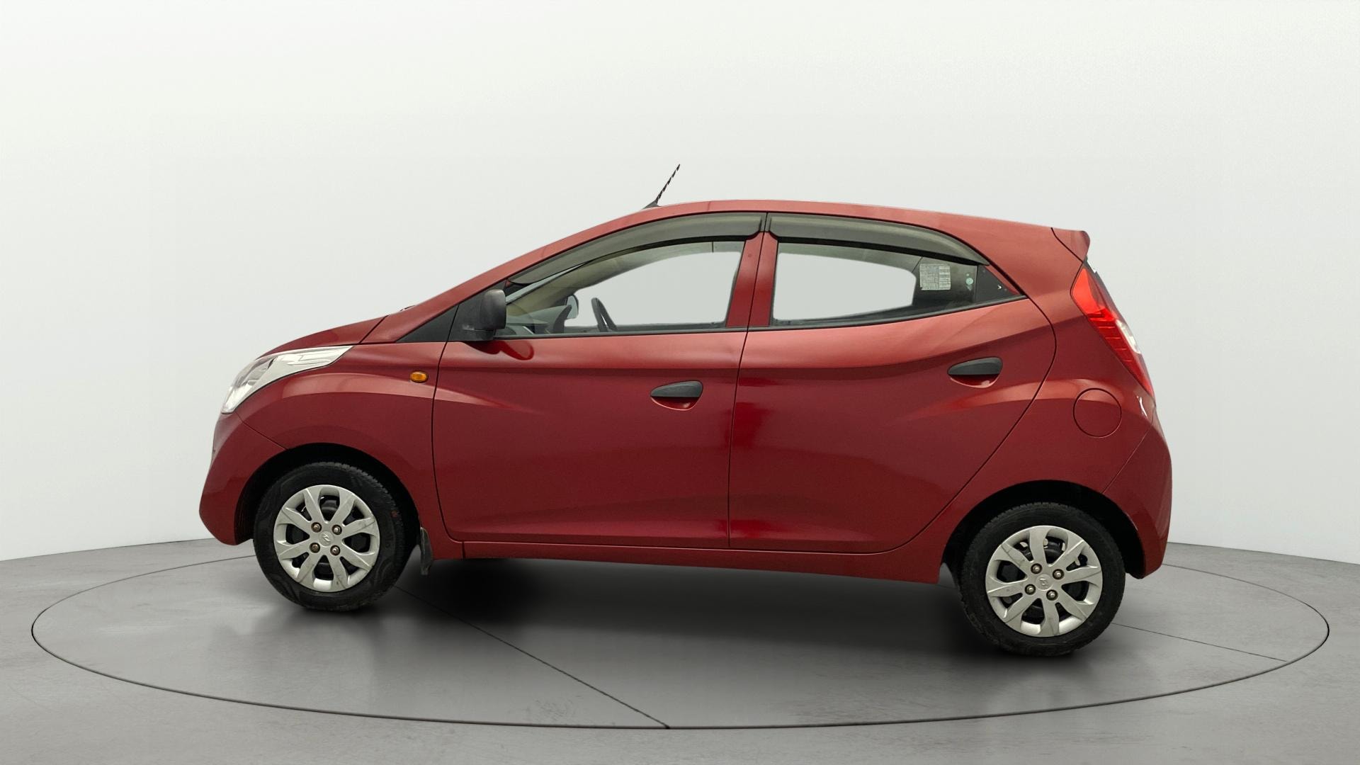 View 2019 Hyundai EON Magna Plus Image 24 Used 2019 Hyundai EON Magna Plus Image 24