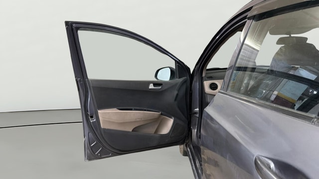 View Hyundai Grand i10 Image 31 Used Hyundai Grand i10 Image 31