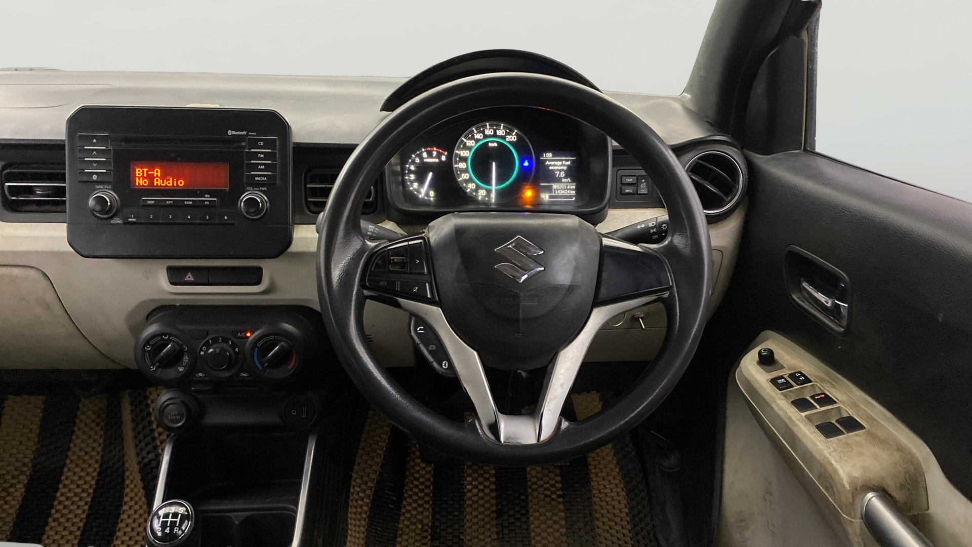 View 2022 Maruti Suzuki 1000 Base Variant Image 20 Used 2022 Maruti Suzuki 1000 Base Variant Image 20